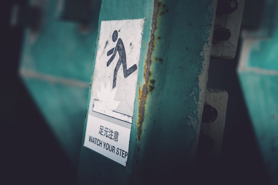 Injury prevention safety signage